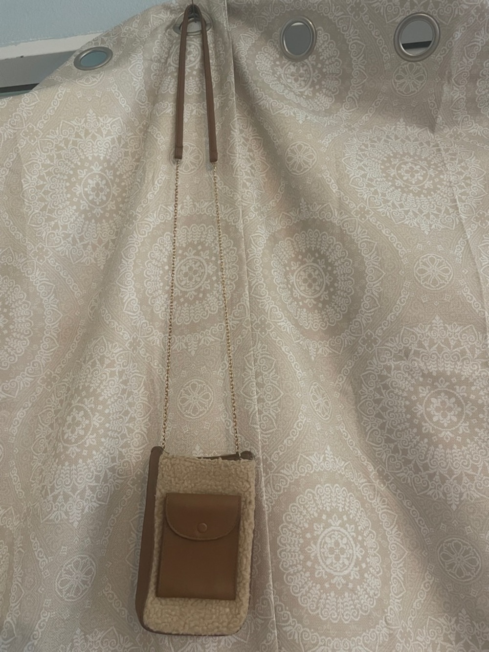 Teddy Crossbody Phone Bag in Tan